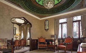 Fairmont Peace Hotel On The Bund